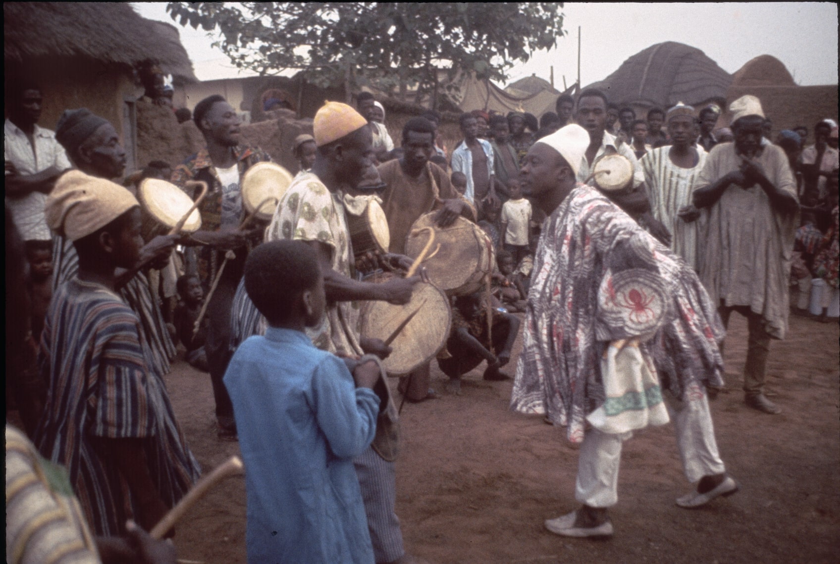 Nantoo Nimdi dancer